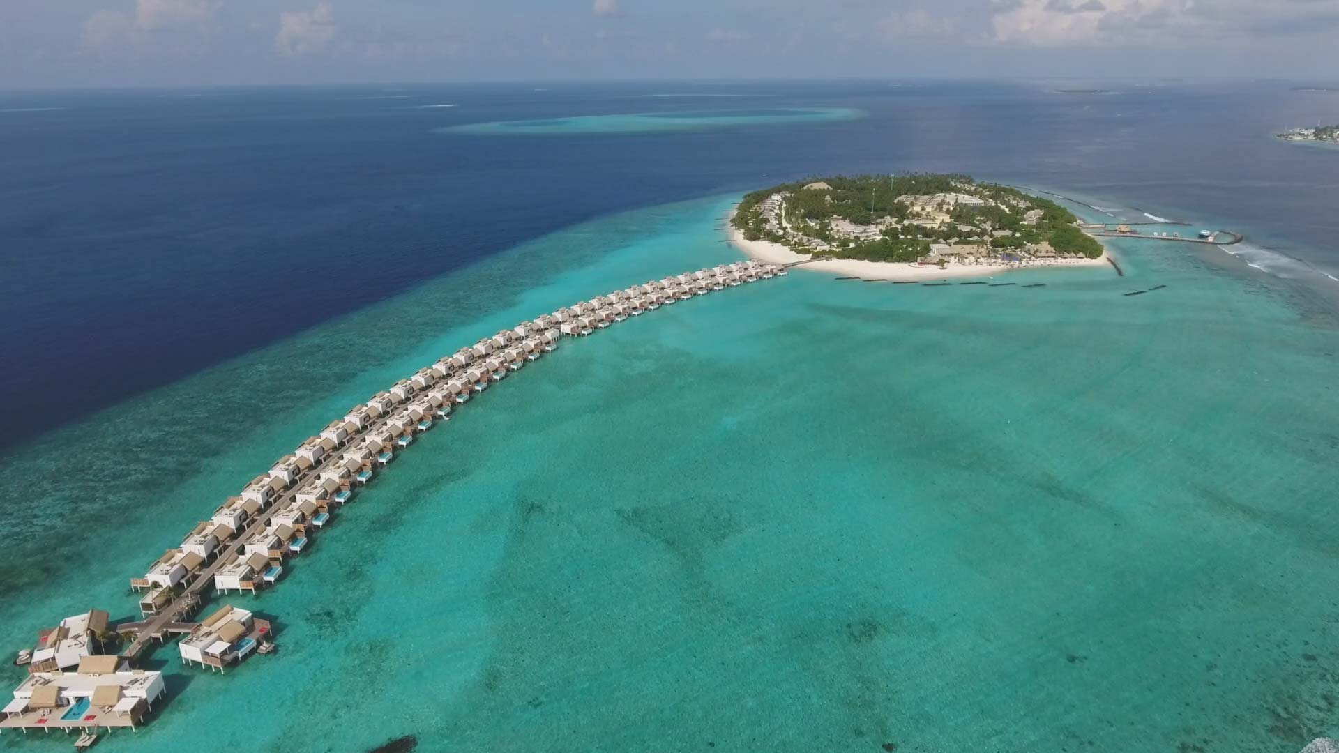 Emerald Maldives Resort & Spa hotel in Raa Atoll, Maldives