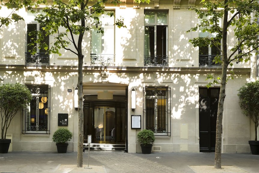Le Narcisse Blanc Hôtel & Spa, Paris, France
