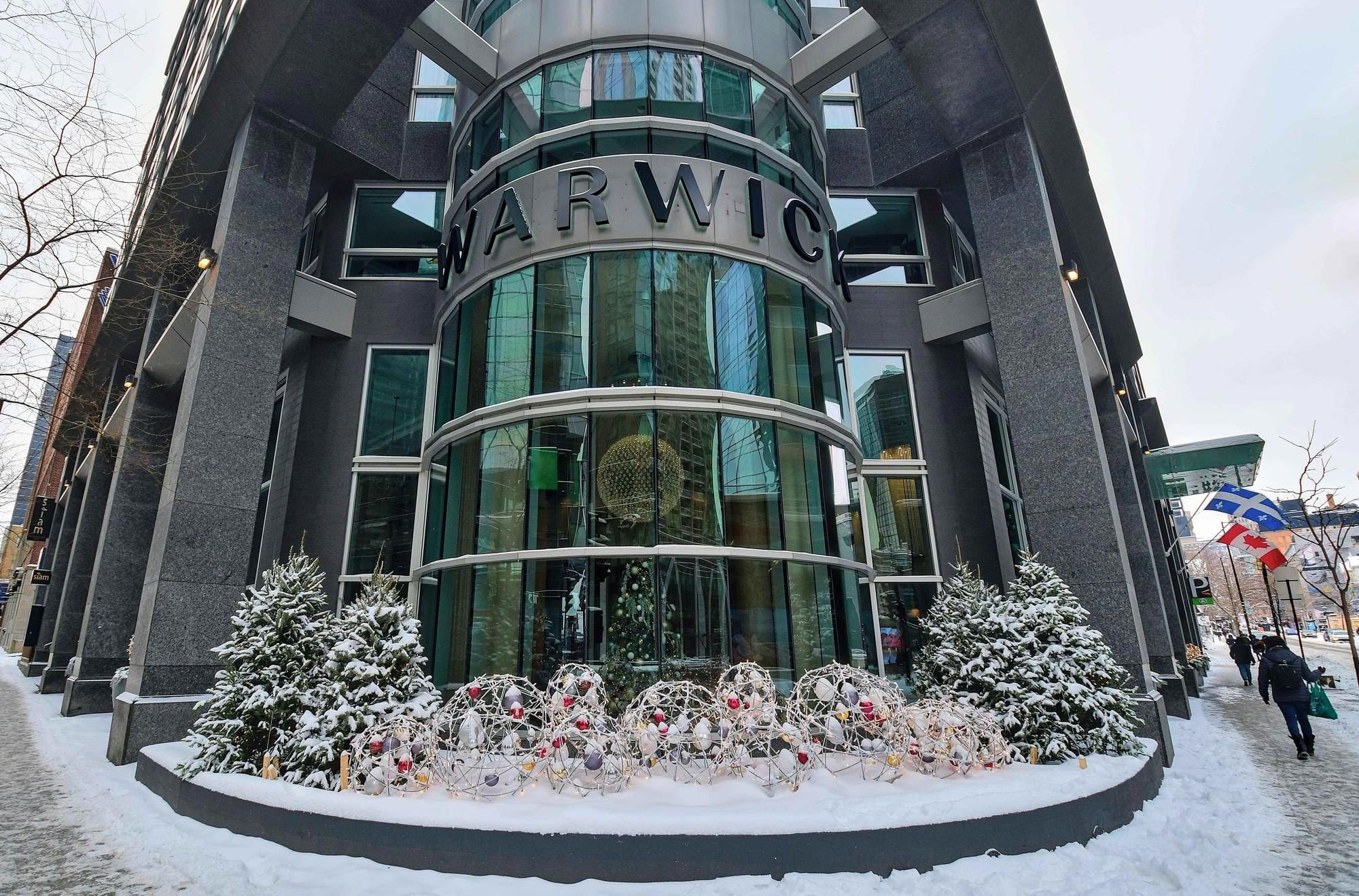 Warwick Le Crystal, Montréal, Canada