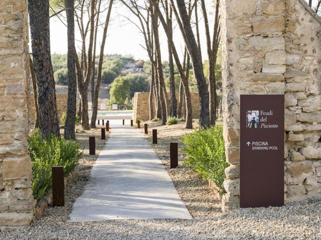 Wine Relais Feudi Del Pisciotto hotel in Niscemi