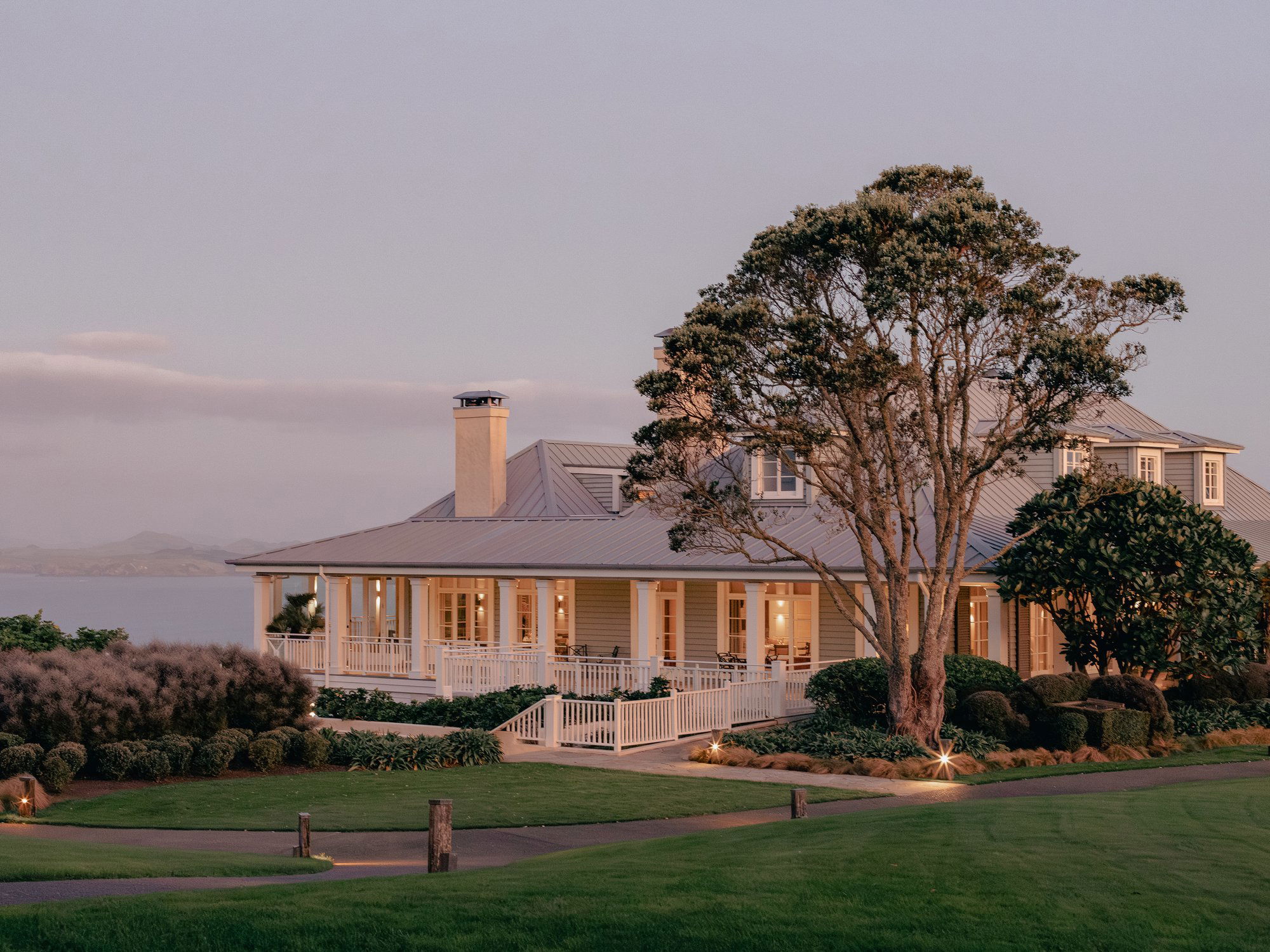Rosewood Kauri Cliffs hotel in Matauri Bay, New Zealand