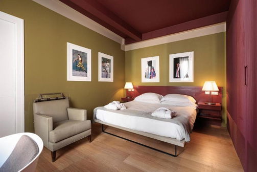Escalus Luxury Suites