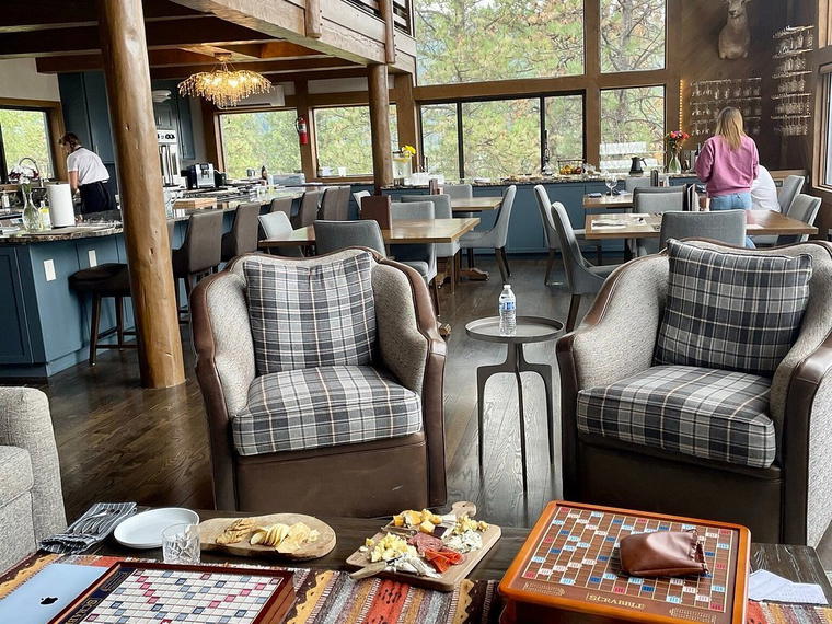 RiverView Ranch Retreat & Western Adventures, Alberton, United States