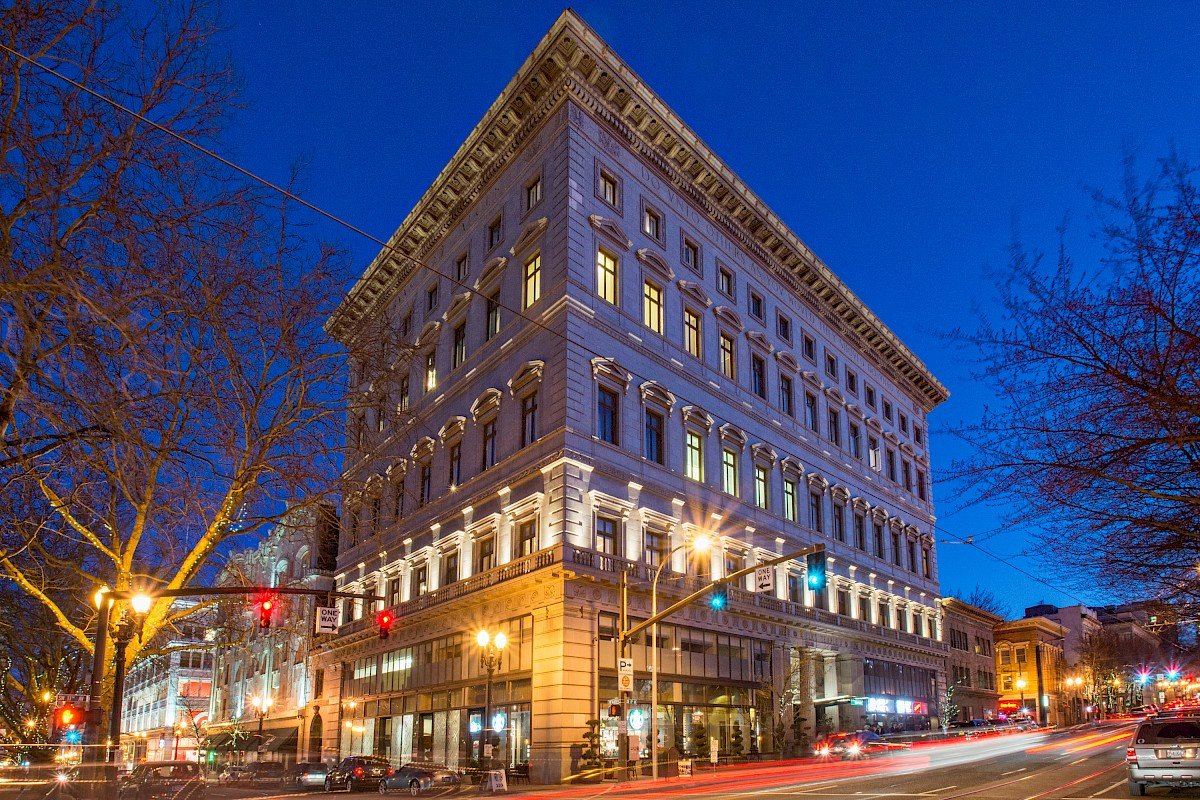 Sentinel hotel in Portland, United States