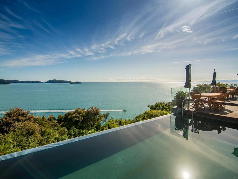 Split Apple Retreat, Kaiteriteri, New Zealand