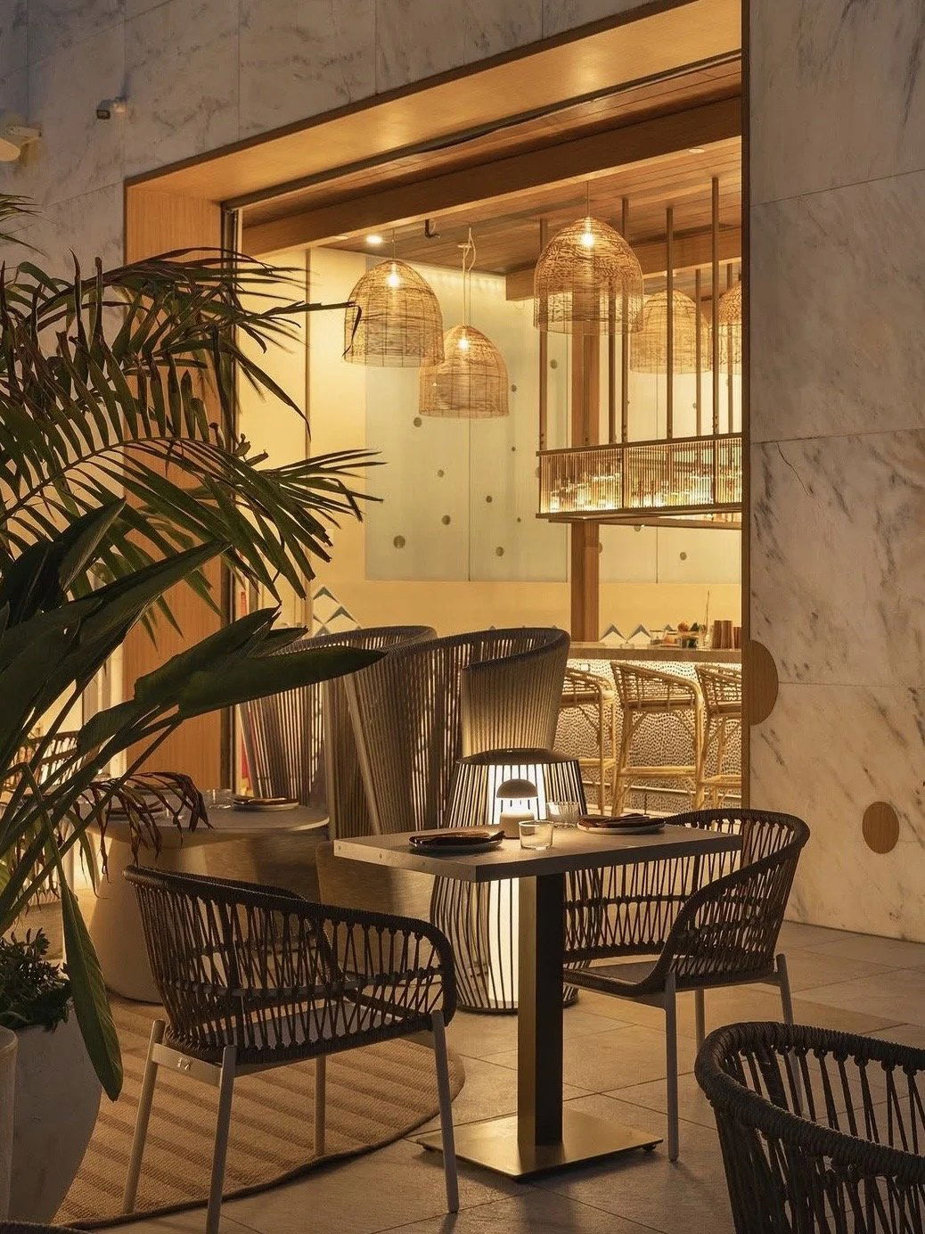 ÜCA, Restaurant in Los Angeles