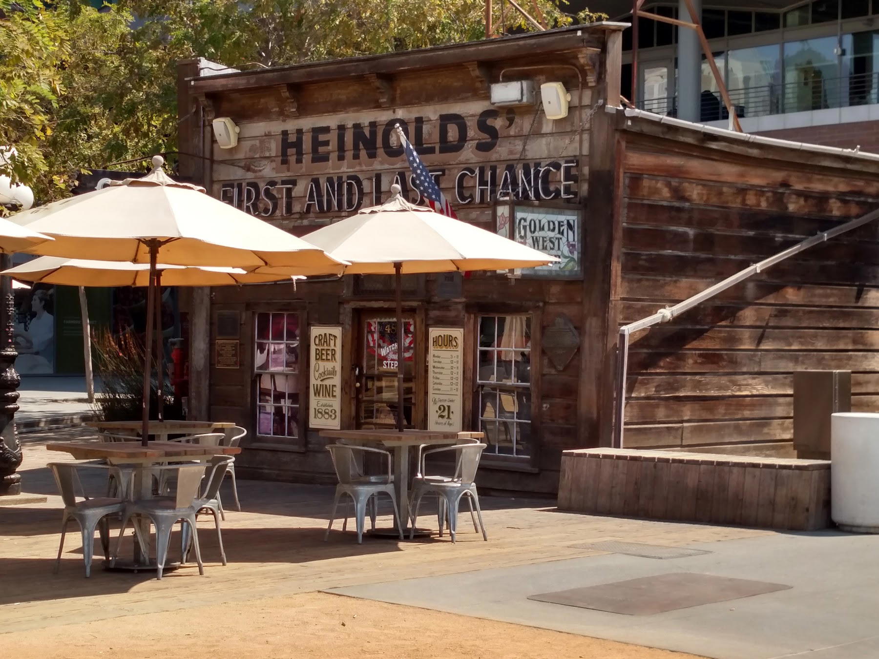Jack's Oyster Bar & Fish House restaurant in Oakland, United States