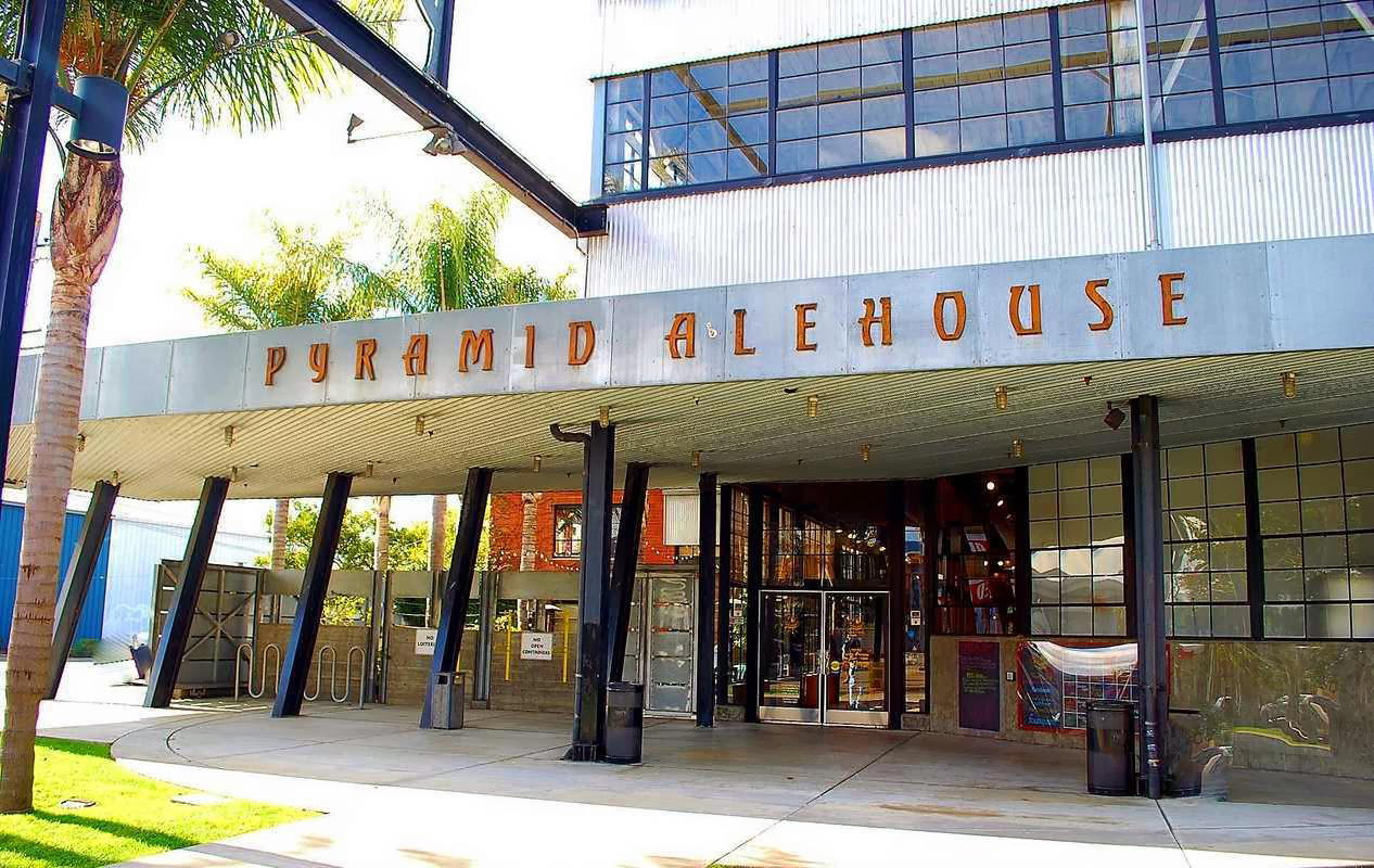 Pyramid Brewery & Alehouse restaurant in Berkeley, United States