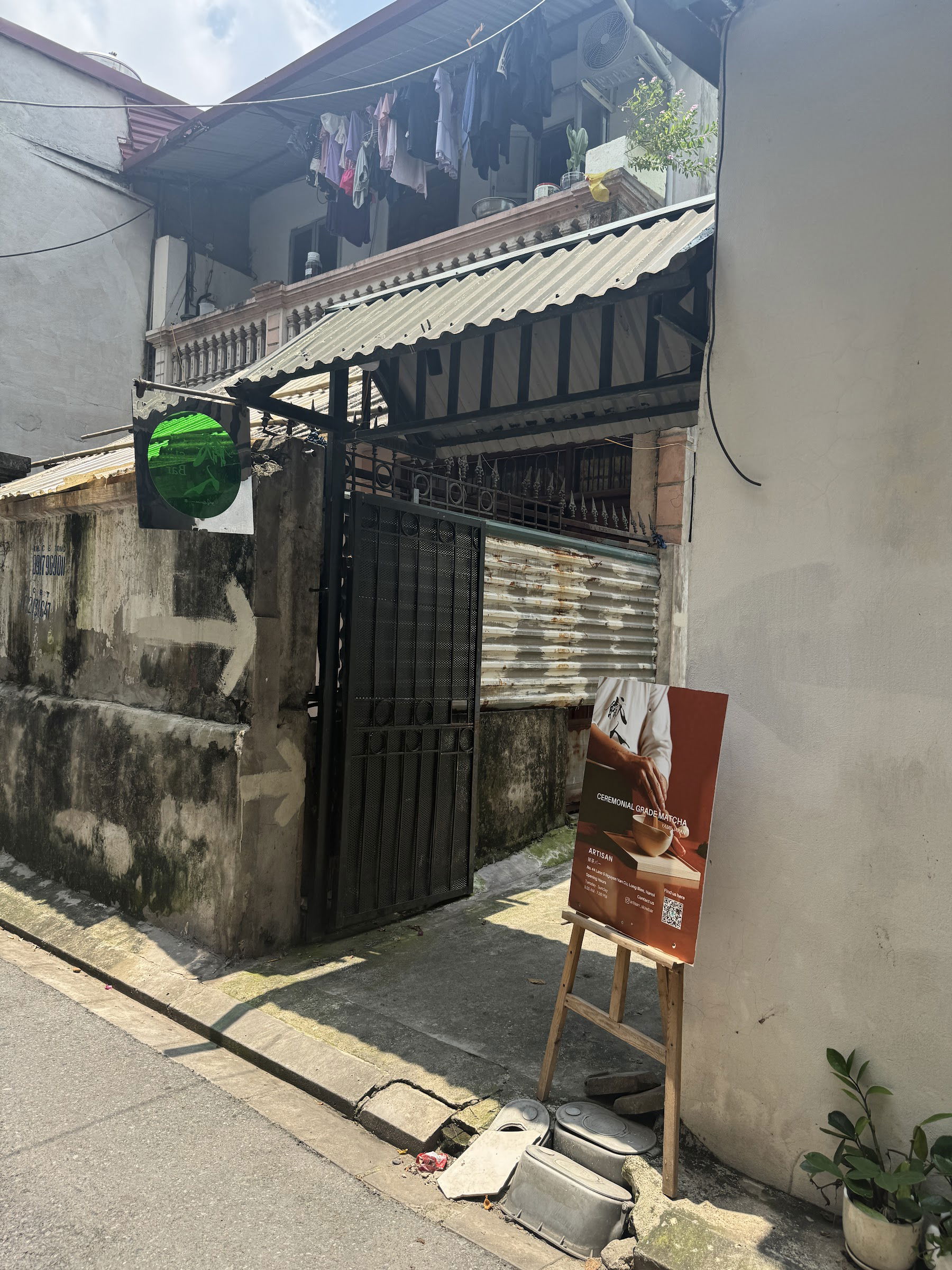 Artisan, Bar in Hanoi