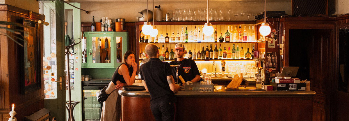 ATLAS Bar & Kunstgalerie
