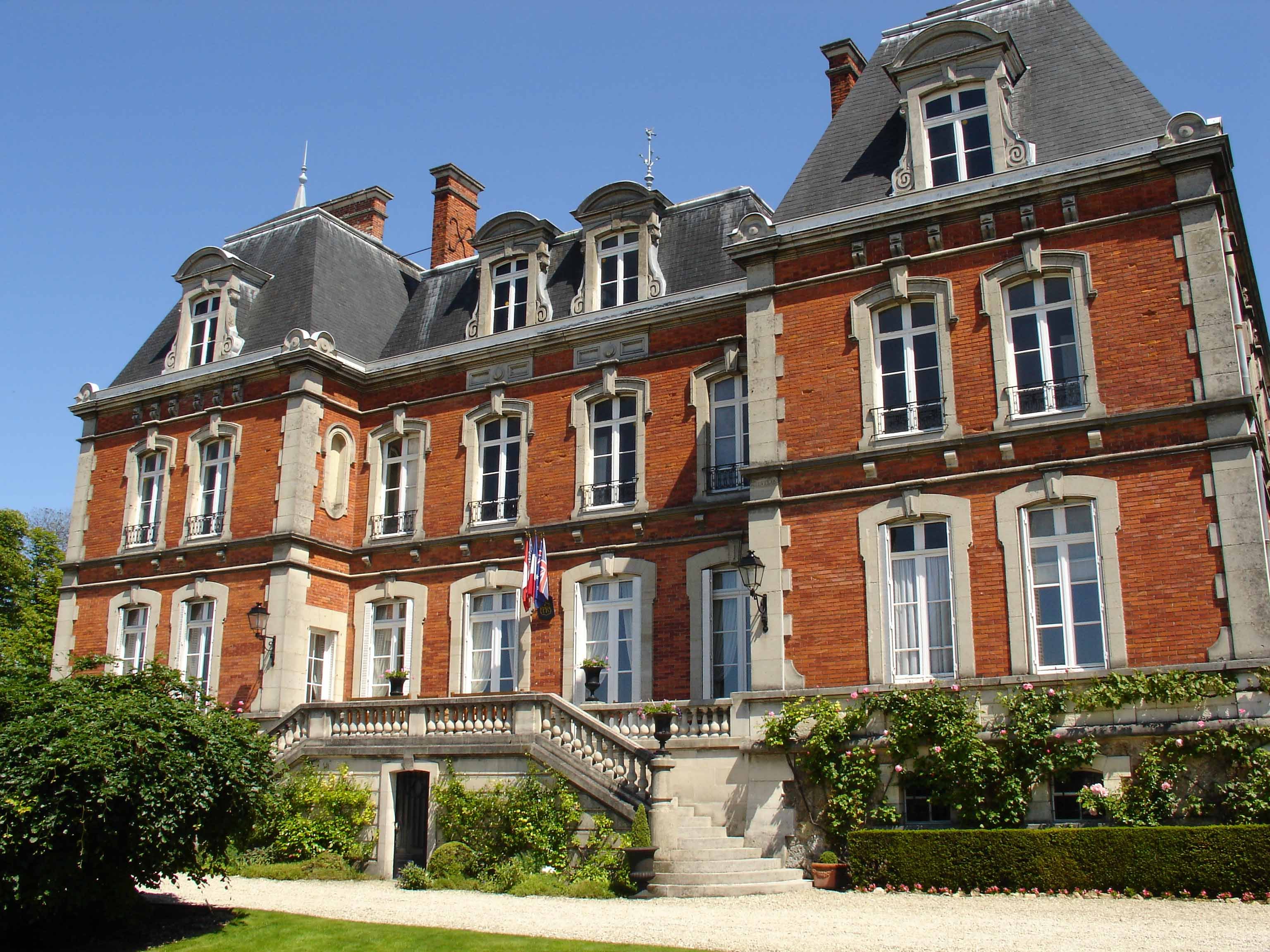 Pol Roger winery in Épernay