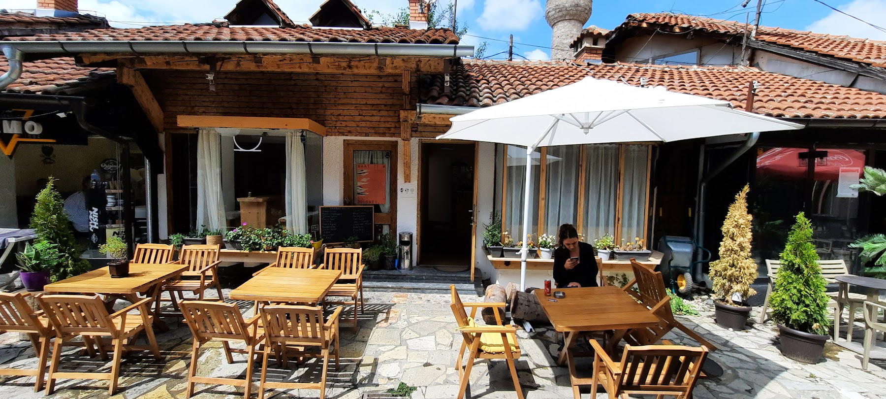 Noja Kuzhine restaurant in Perzeren