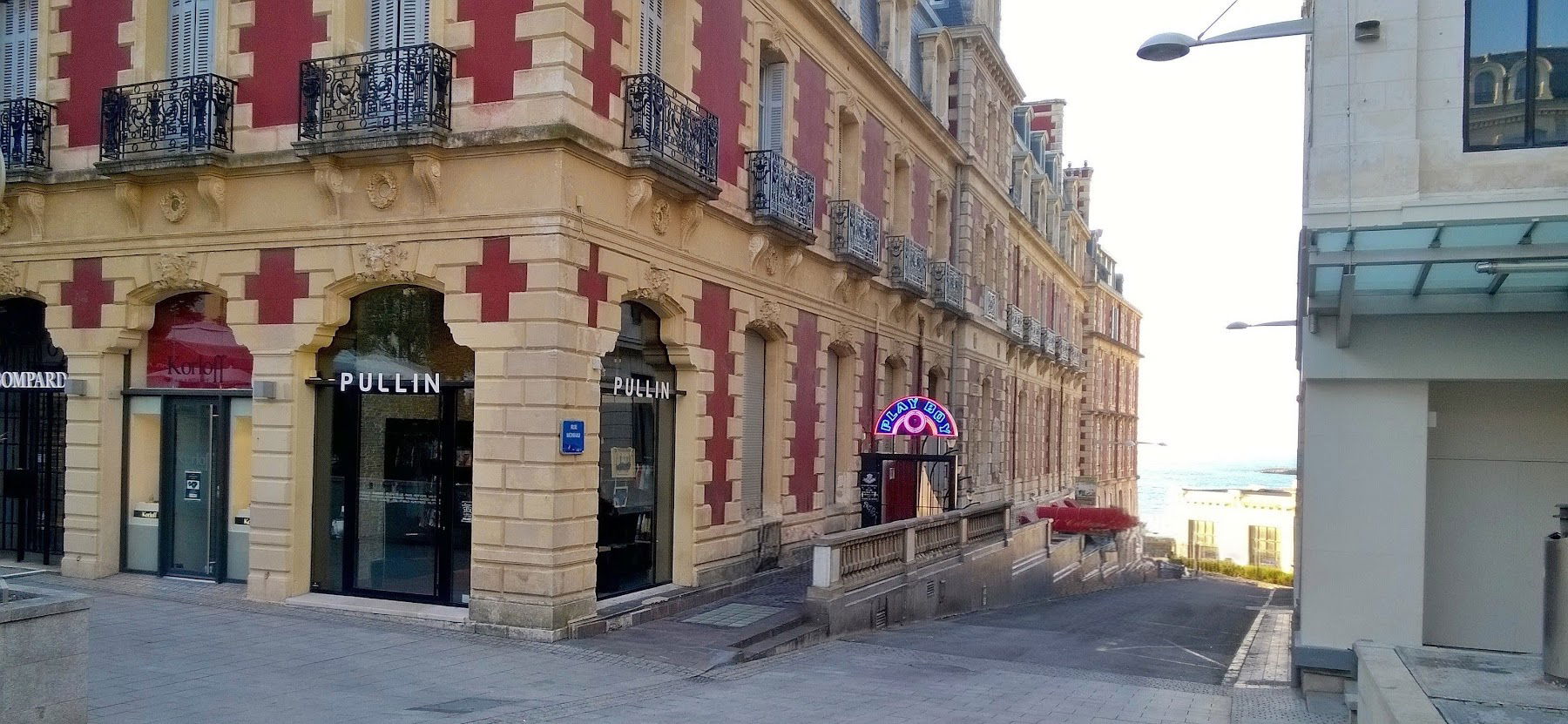 Biarritz Bonheur, Bar in Biarritz