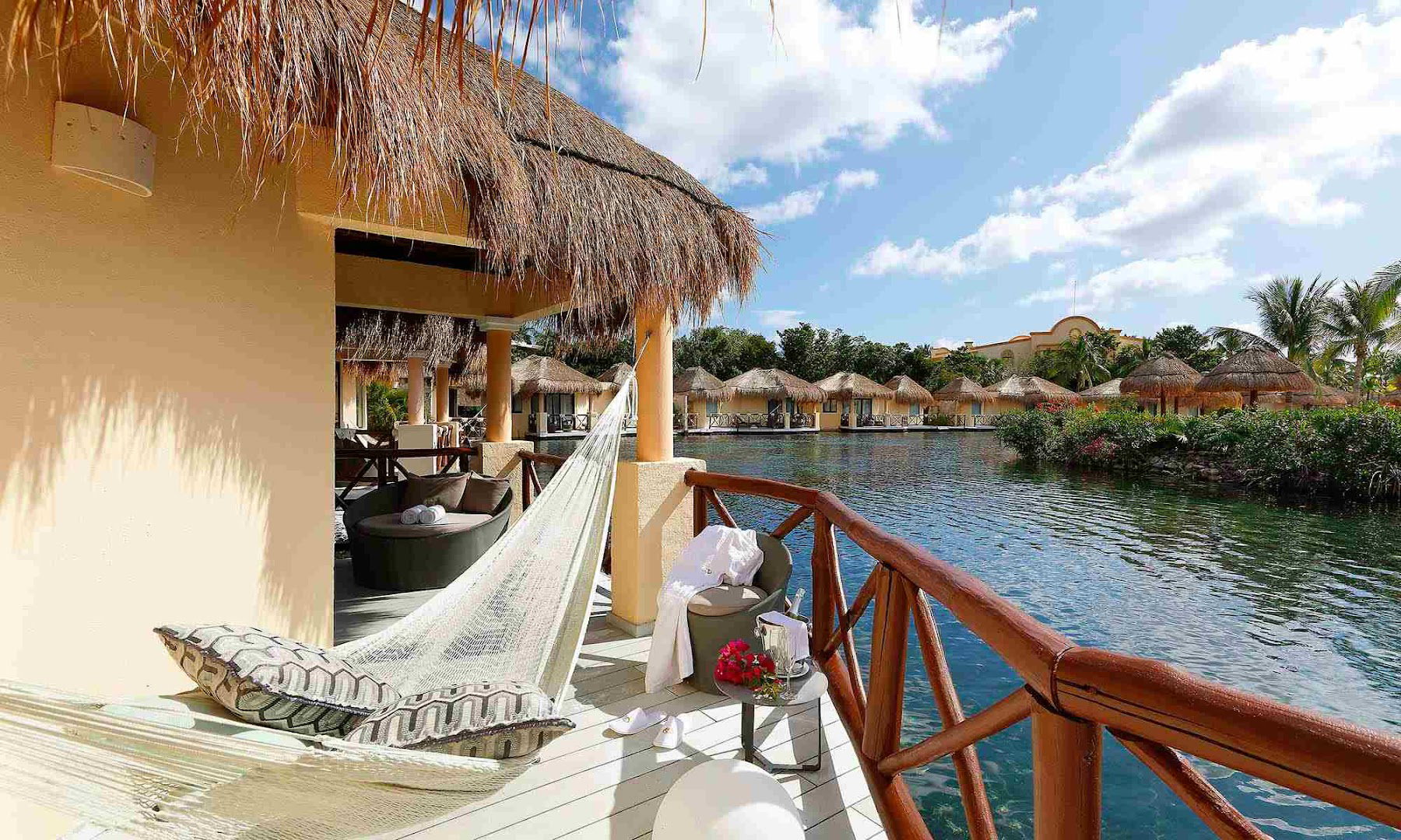 Grand Palladium Select White Sand