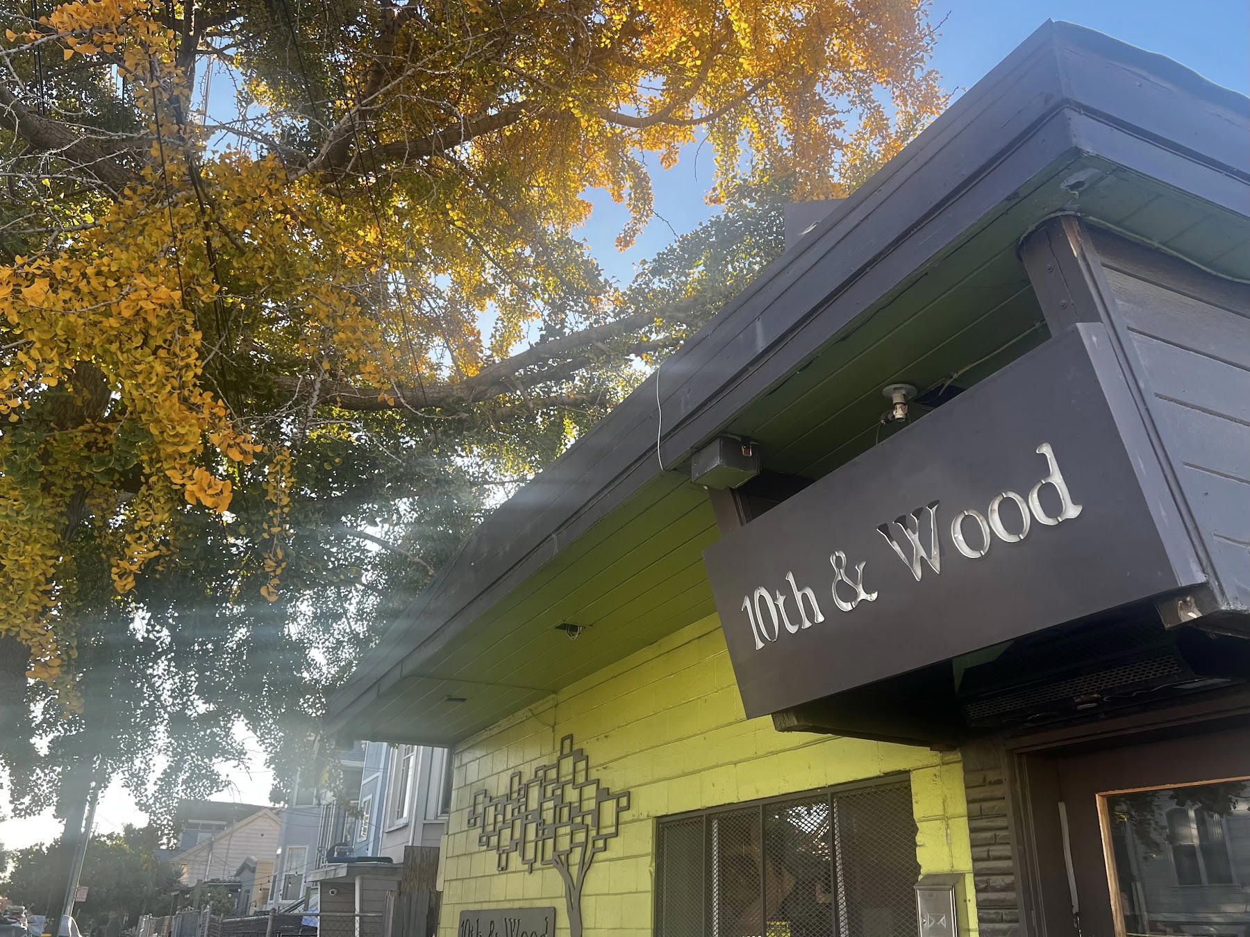 10th & Wood restaurant in Oakland, United States
