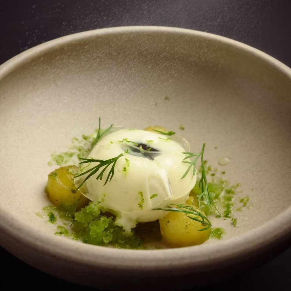 La Lune restaurant in Shenzhen, China