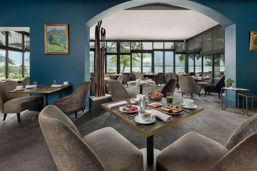 Jean Sulpice, Restaurant in Talloires-Montmin