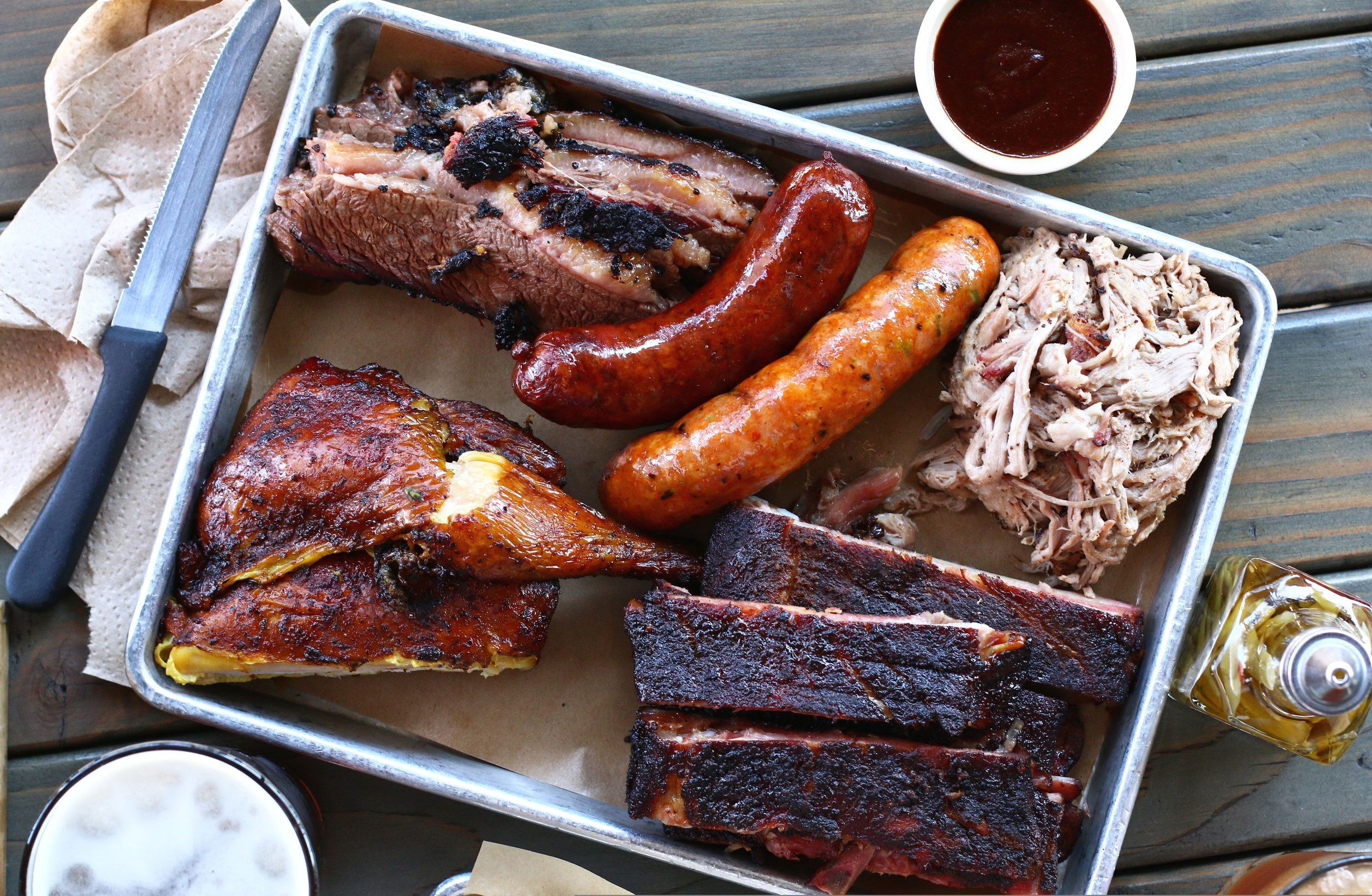 Bludso's Bar & Que restaurant in Los Angeles, United States