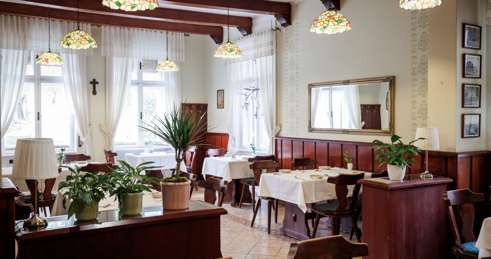 Öreg Prés restaurant in Mór, Hungary