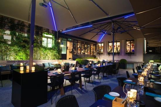 Um Plateau, Restaurant in Luxembourg