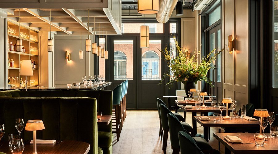 L’abeille à Côté restaurant in New York City, United States