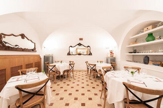 Poldo e Gianna Osteria restaurant in Rome, Italy