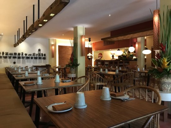 Locavore, Restaurant in Manilla