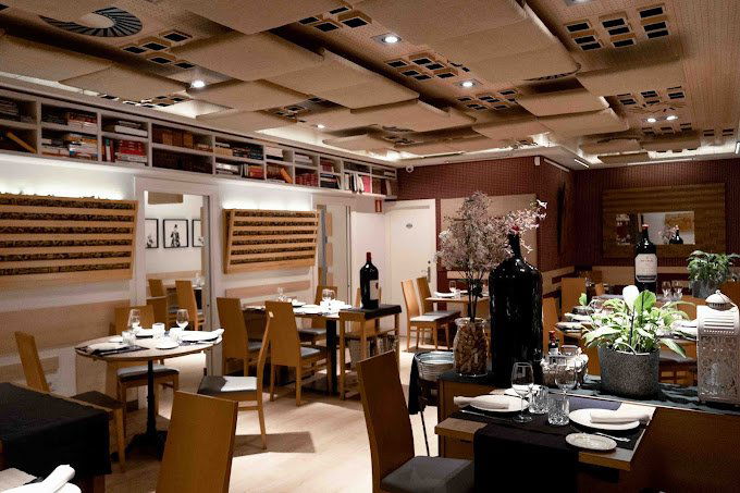 Restaurante Vinoteca García de la Navarra, Restaurant in Madrid