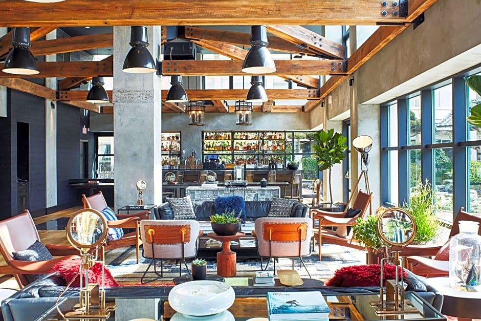 Bar at Hotel Kabuki bar in San Francisco, United States