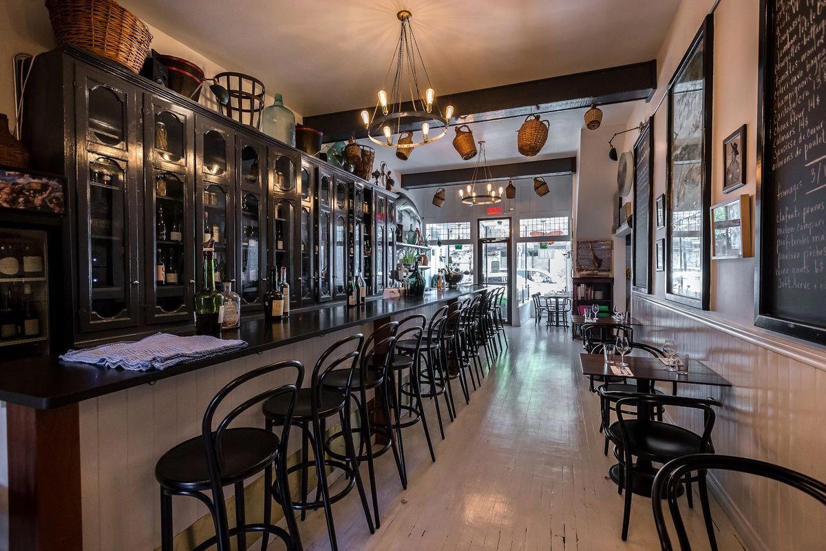 Le Vin Papillon, Montréal, Canada