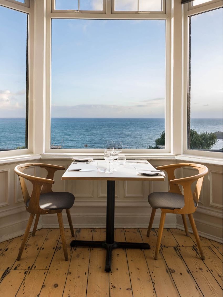 Restaurant De Burgemeester, Restaurant in Linschoten