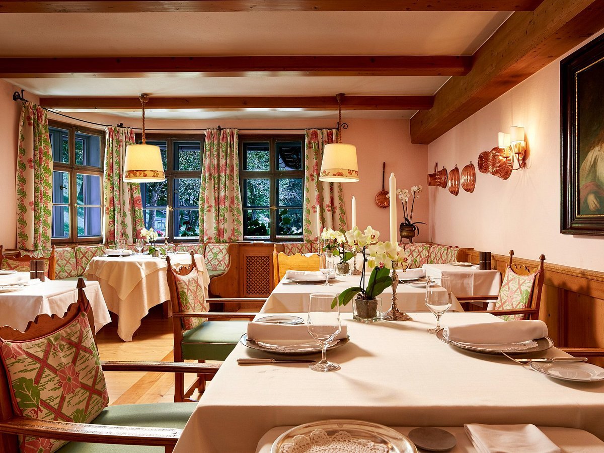 Lois Stern restaurant in Kitzbühel, Austria