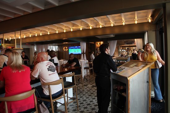 Thirteen restaurant in Poole