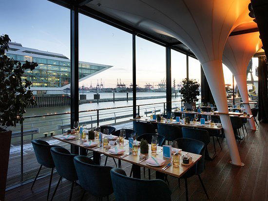 am kai, Hamburg, Germany