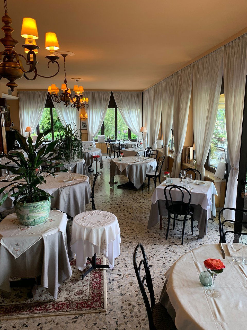 Castagneto, Restaurant in Montrigiasco