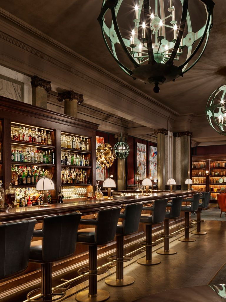 Scarfes Bar, Bar in London