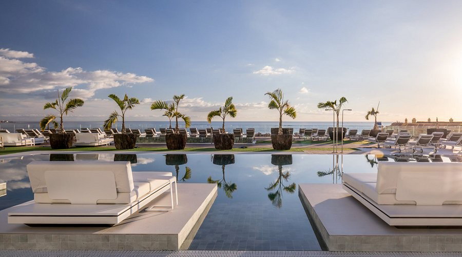 Royal Hideaway Corales Resort hotel in Adeje, Spain
