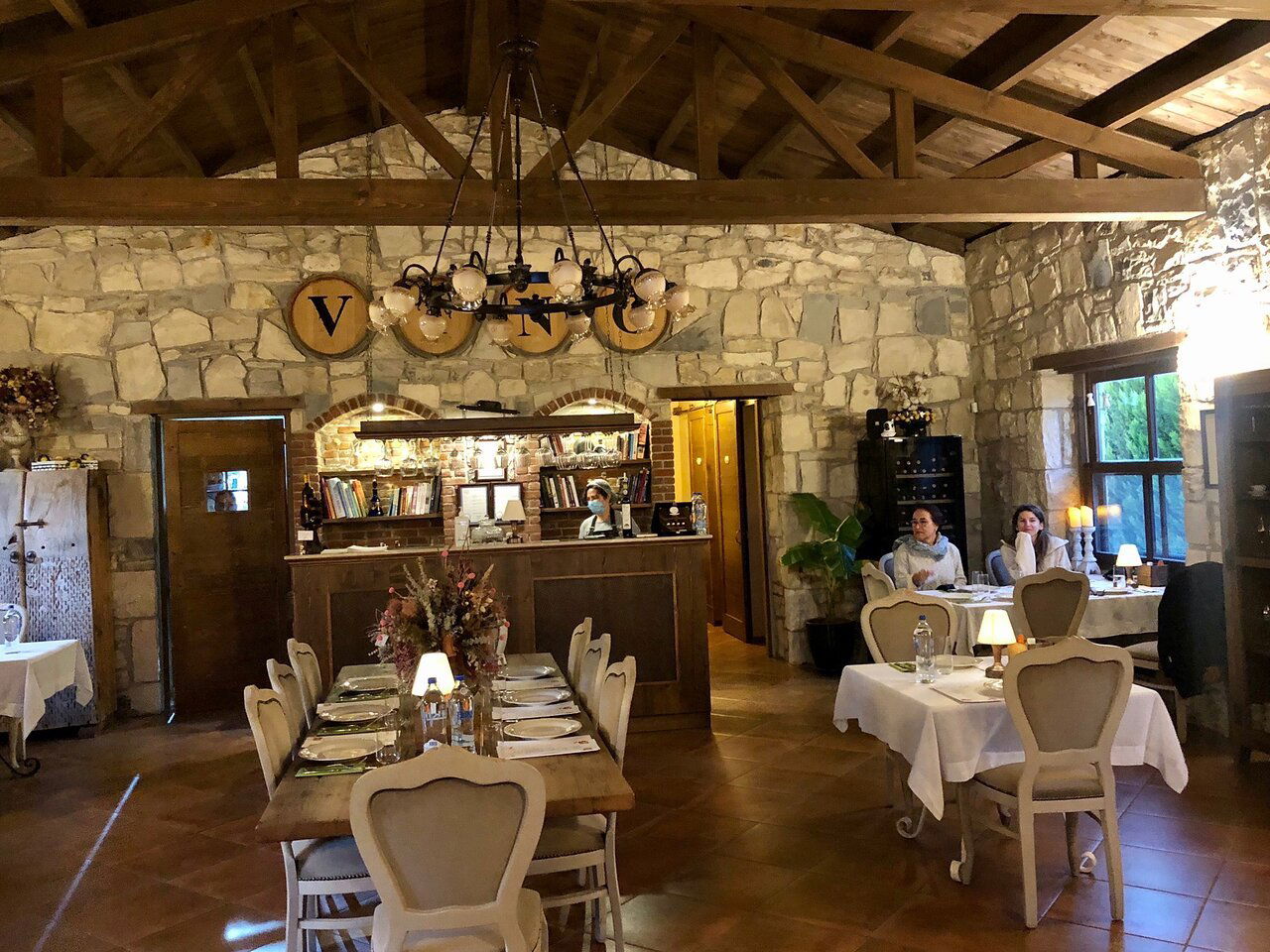 Vino Locale, Restaurant in Izmir