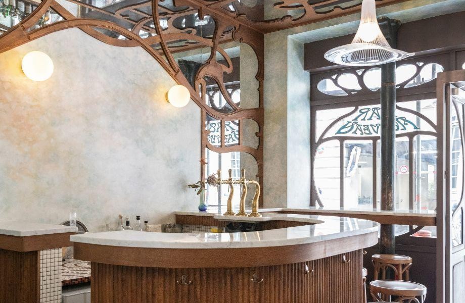 Bar Nouveau bar in Paris, France
