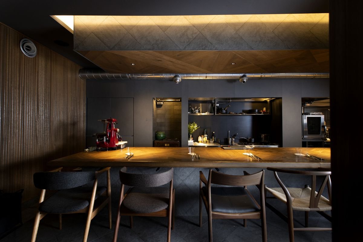 No Code, Restaurant in Tokyo