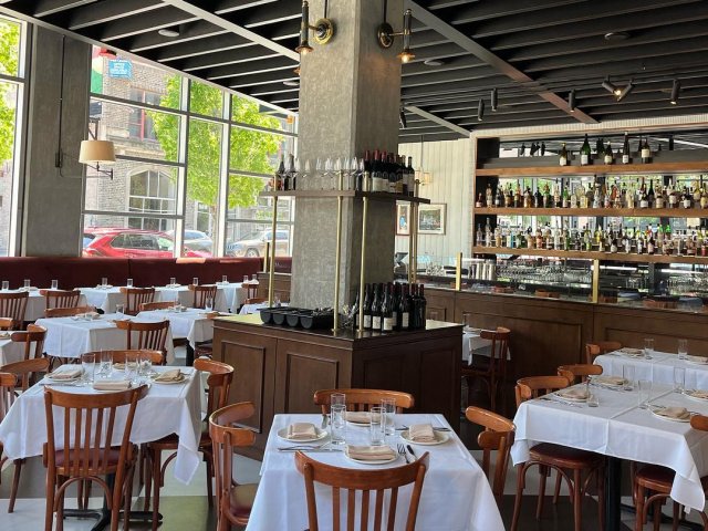 Obélix restaurant in Chicago, United States