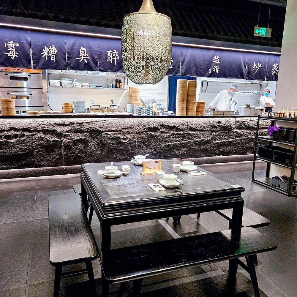 Datou Yingshi Xiaoguan restaurant in Hangzhou, China