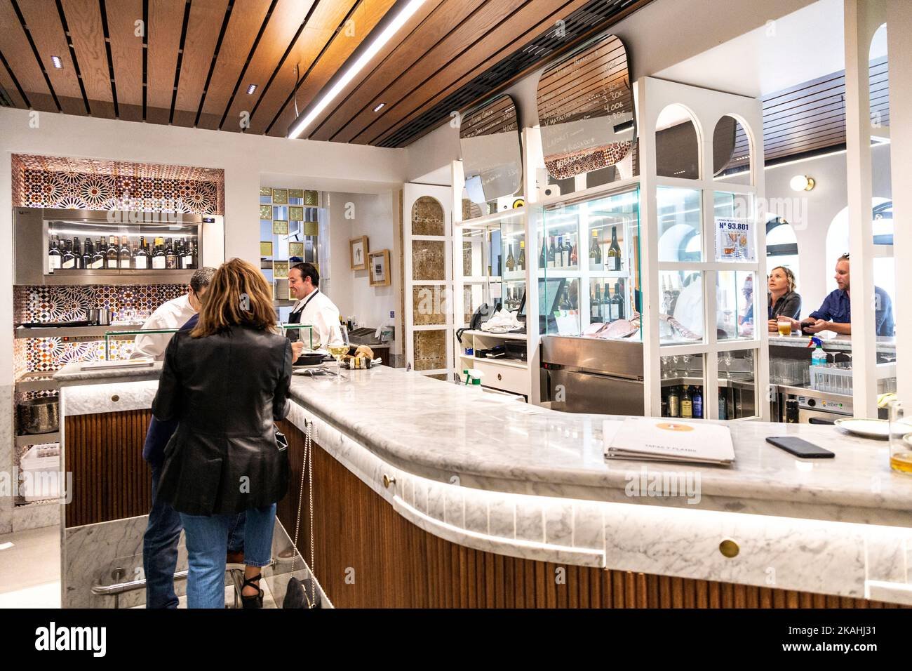 La Barra de El Faro restaurant in Cádiz, Spain