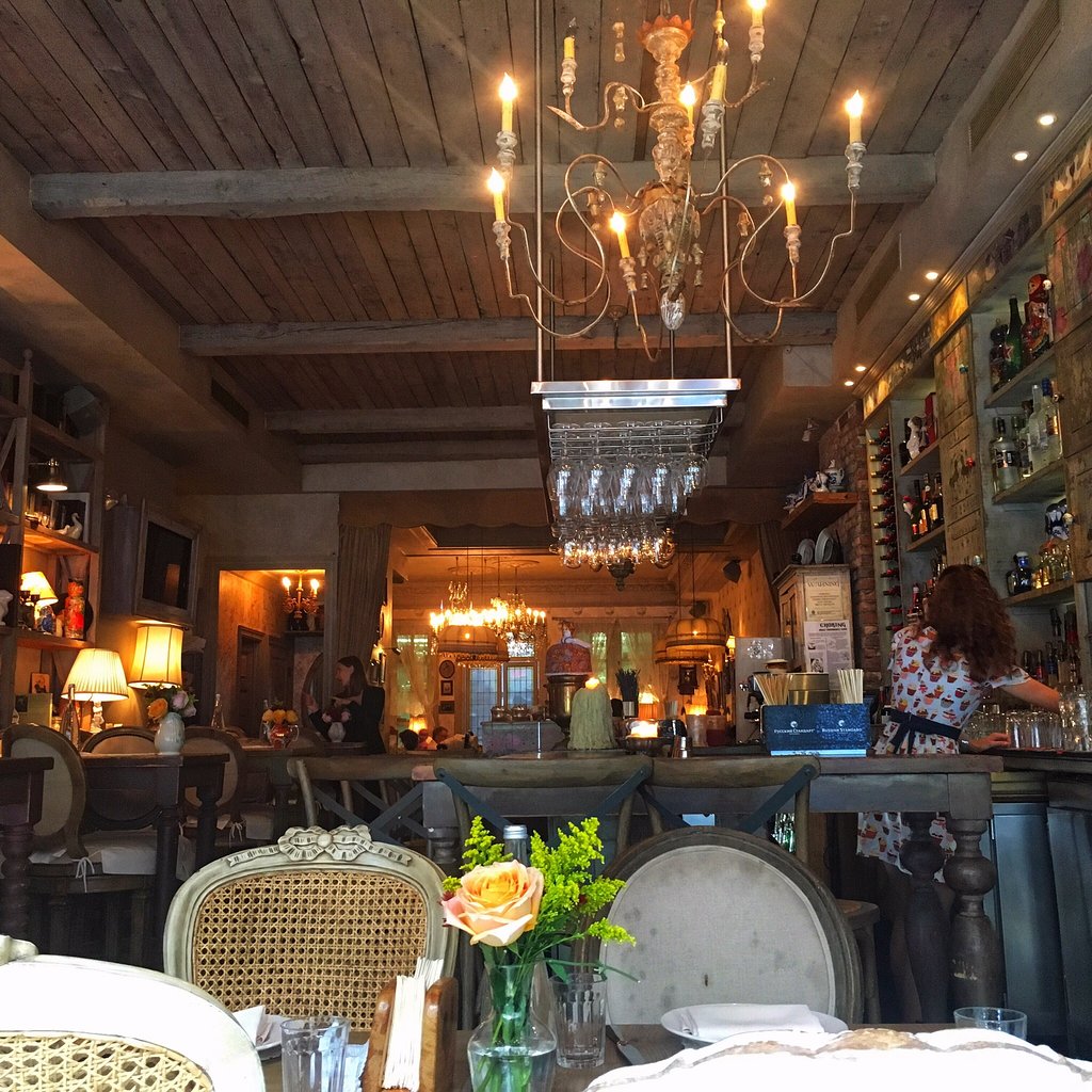 Mari, Restaurant in New York City