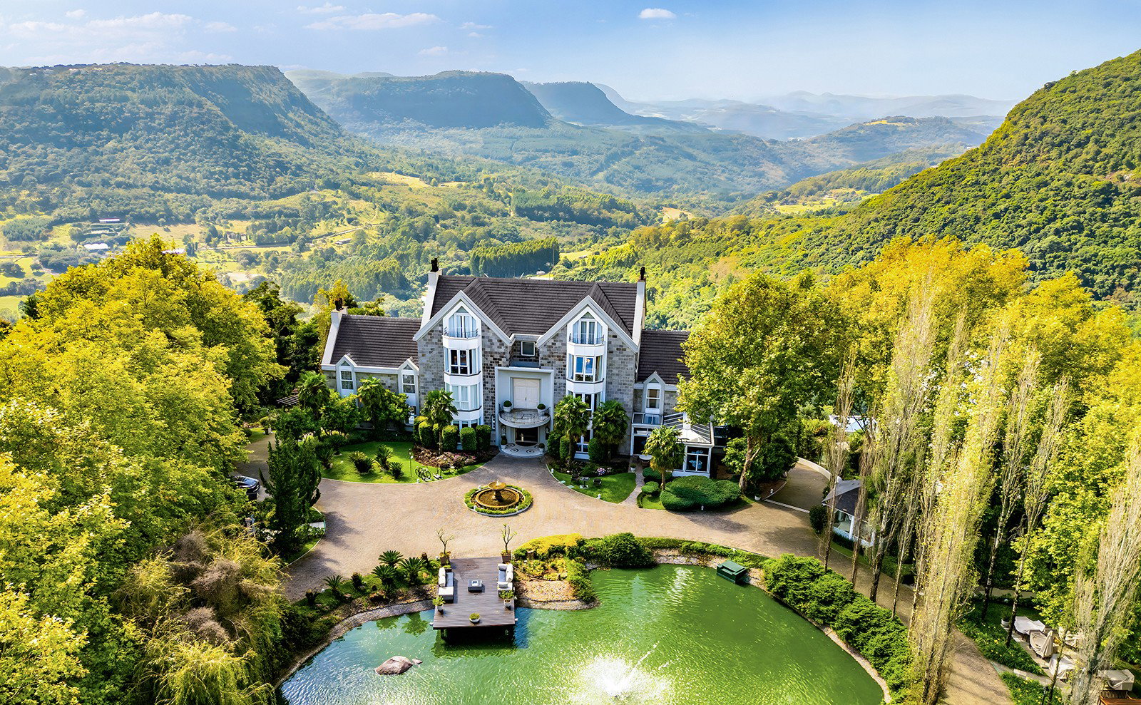 Castelo Saint Andrews - Gramado hotel in Vale do Bosque, Brazil