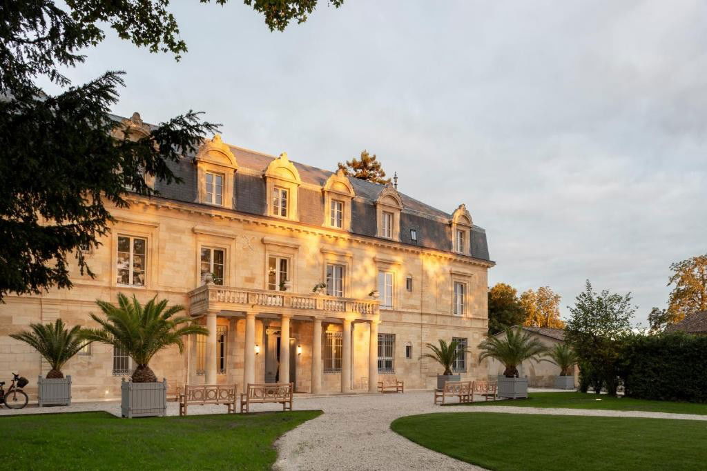 La Maison d'Estournel, Hotel in Saint-Estèphe