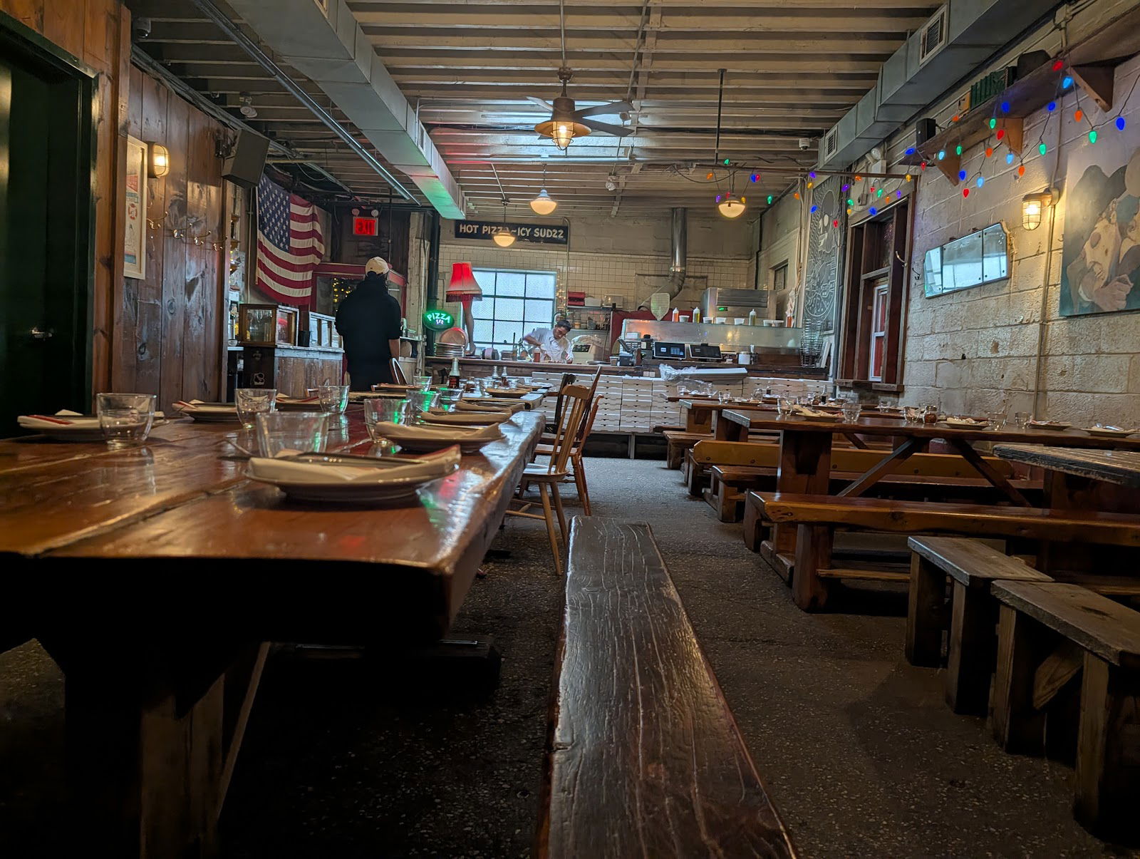 Roberta's Pizza, Restaurant in New York City