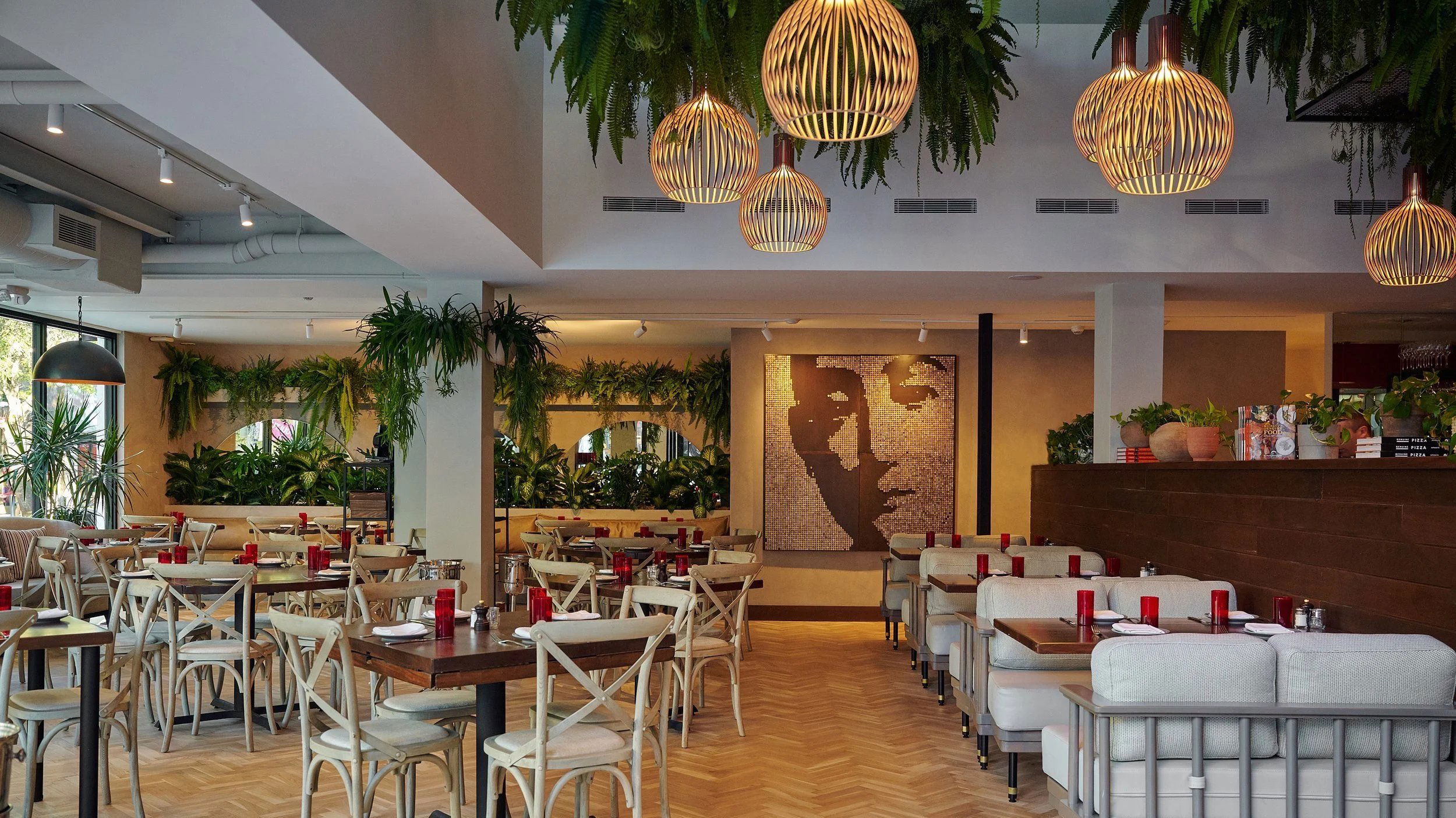 Marcela, Restaurant in Leon