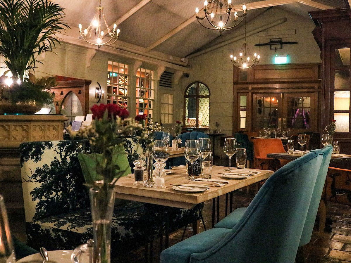 Mark Poynton at Caistor Hall, Restaurant in Caistor St Edmund