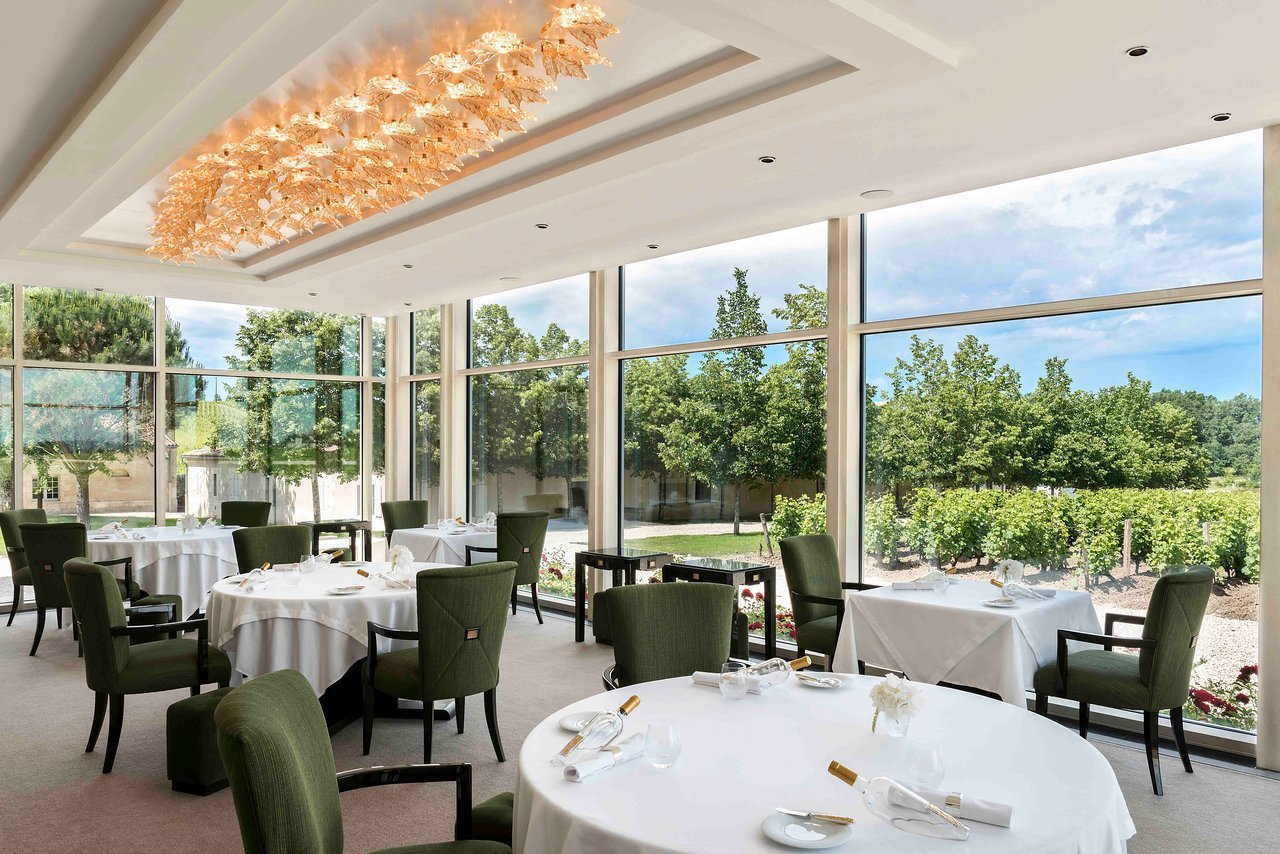 Lalique restaurant in Bommes
